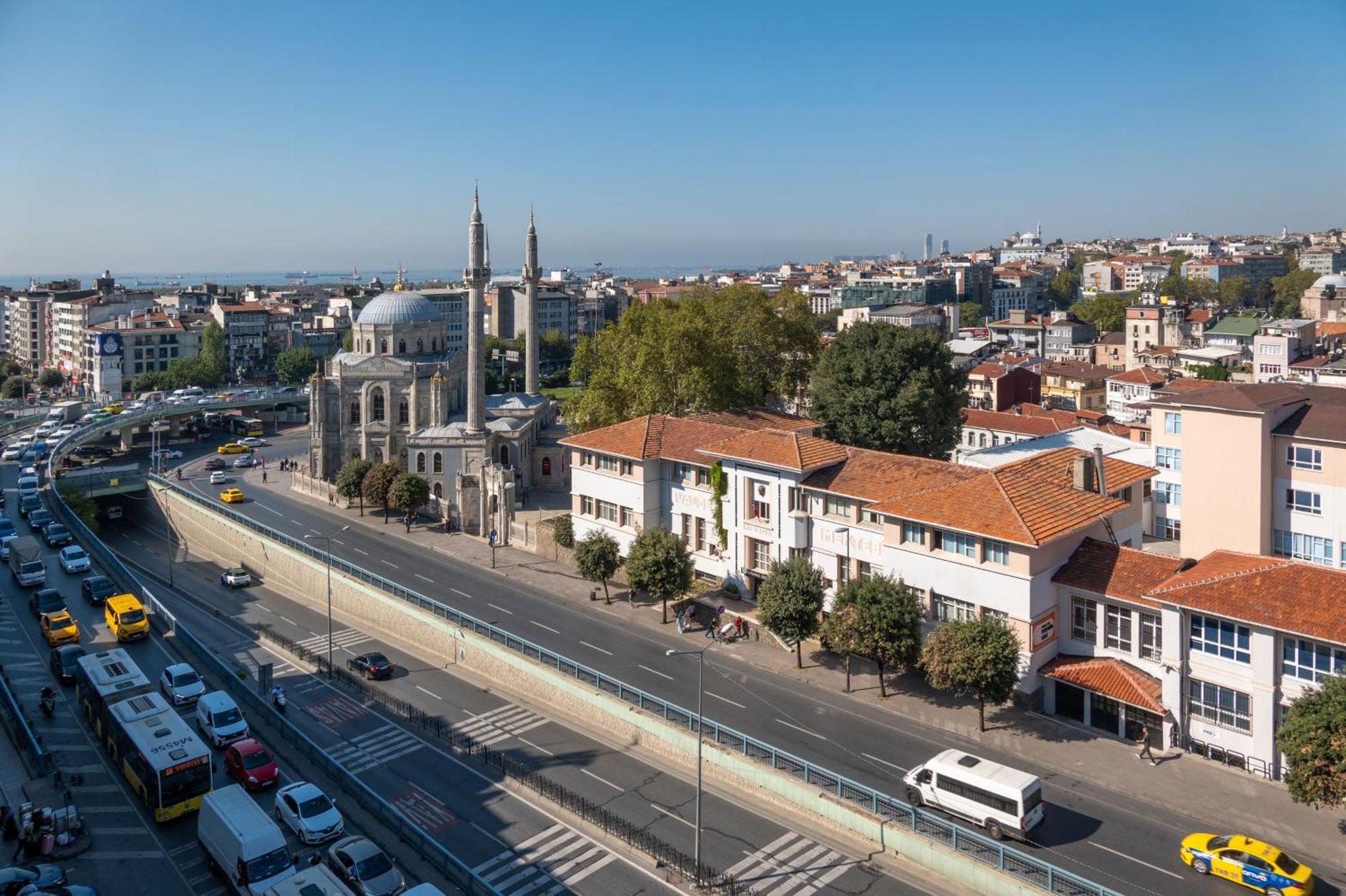 Baver Hotel, Istanbul